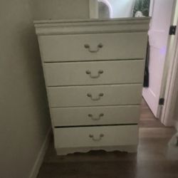 Twin Size Bed Frame And Chest 