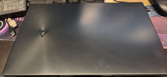 ASUS Zenbook Pro 17 17.3” Touch | 165Hz | Ryzen 7 | RTX 3050 | 1TB SSD