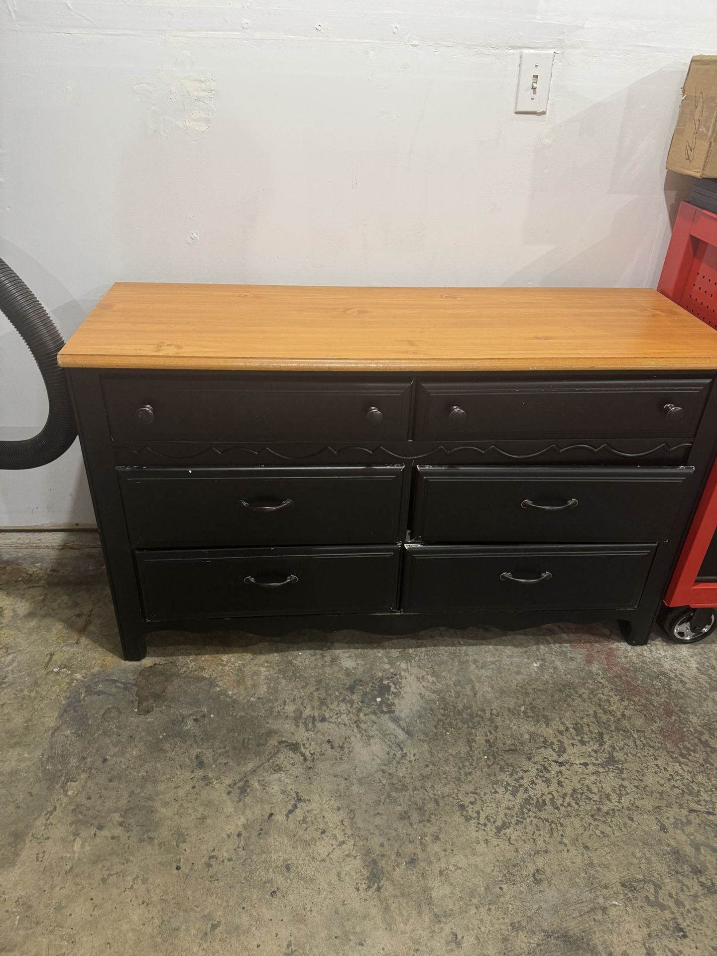 Dresser (Pending)