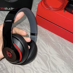Beats studio Wireless