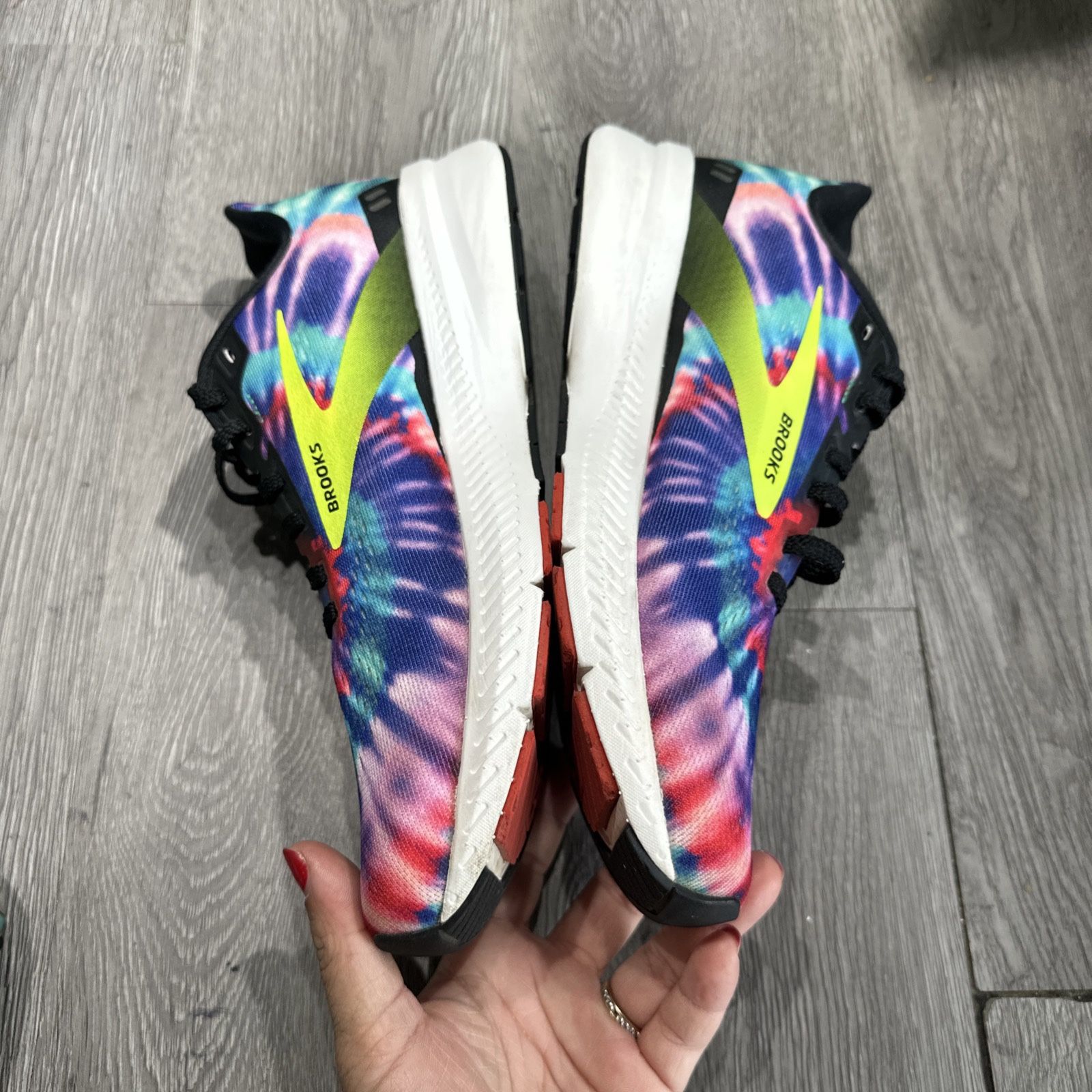 Brooks Launch 8 Running Shoes Tie Dye Women’s Size 10 Sneakers 1203451B011 Women main image 2