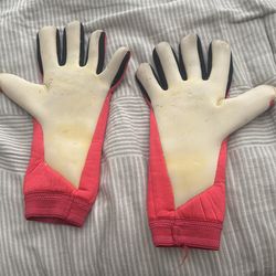 titian goalkeeper gloves size 8