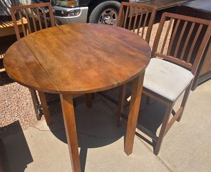 Round Wood Dinning Table for 3 people