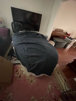 Super love sac 5 feet wide fits 3 people