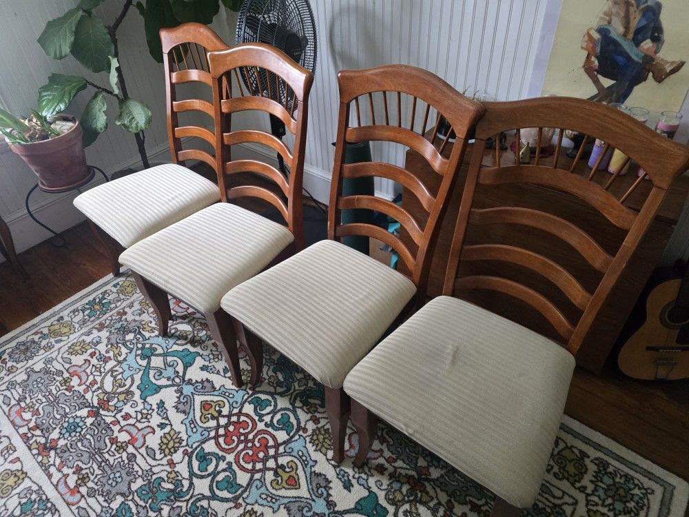 Dining Chairs - 4 Count