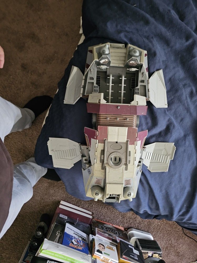 Star Wars 2008 Clone Wars AT-TE walker (Incomplete)