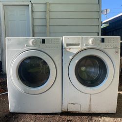 LG Washer and Dryer Set