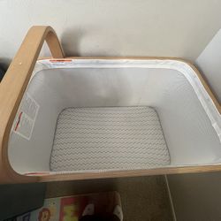 Cradlewise Smart Crib