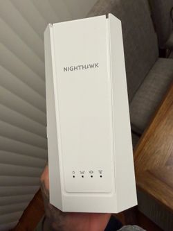 Netgear BE5000 Dual Band WiFi 7 Wall Plug Range Extender