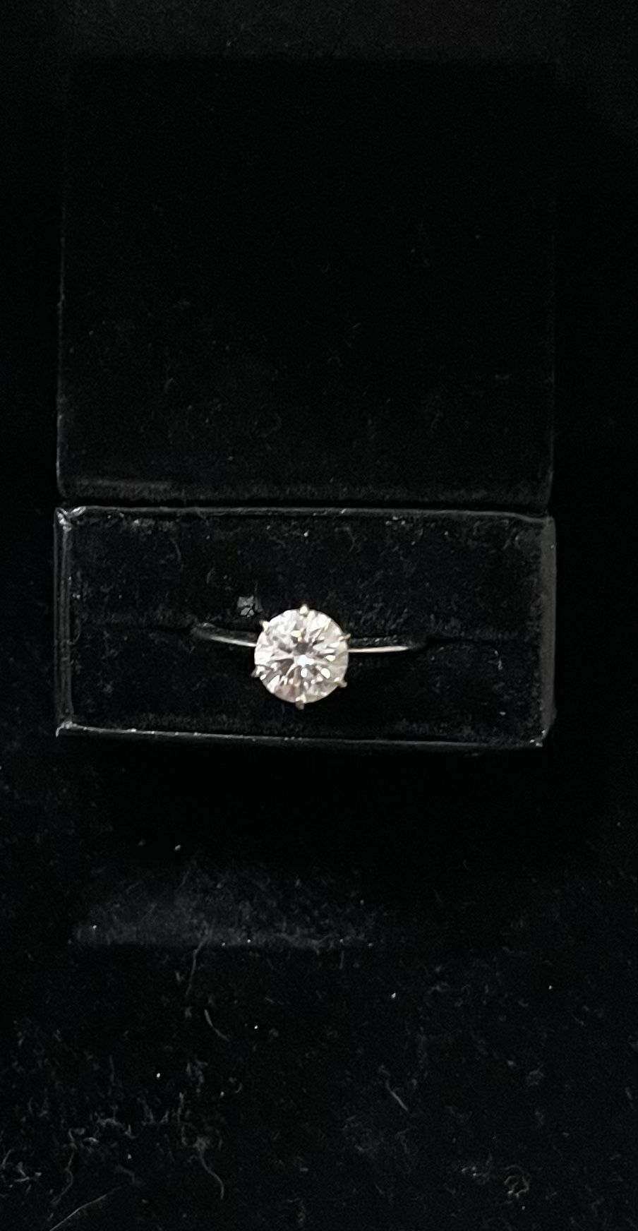 Diamond Engagement Ring Must Sell