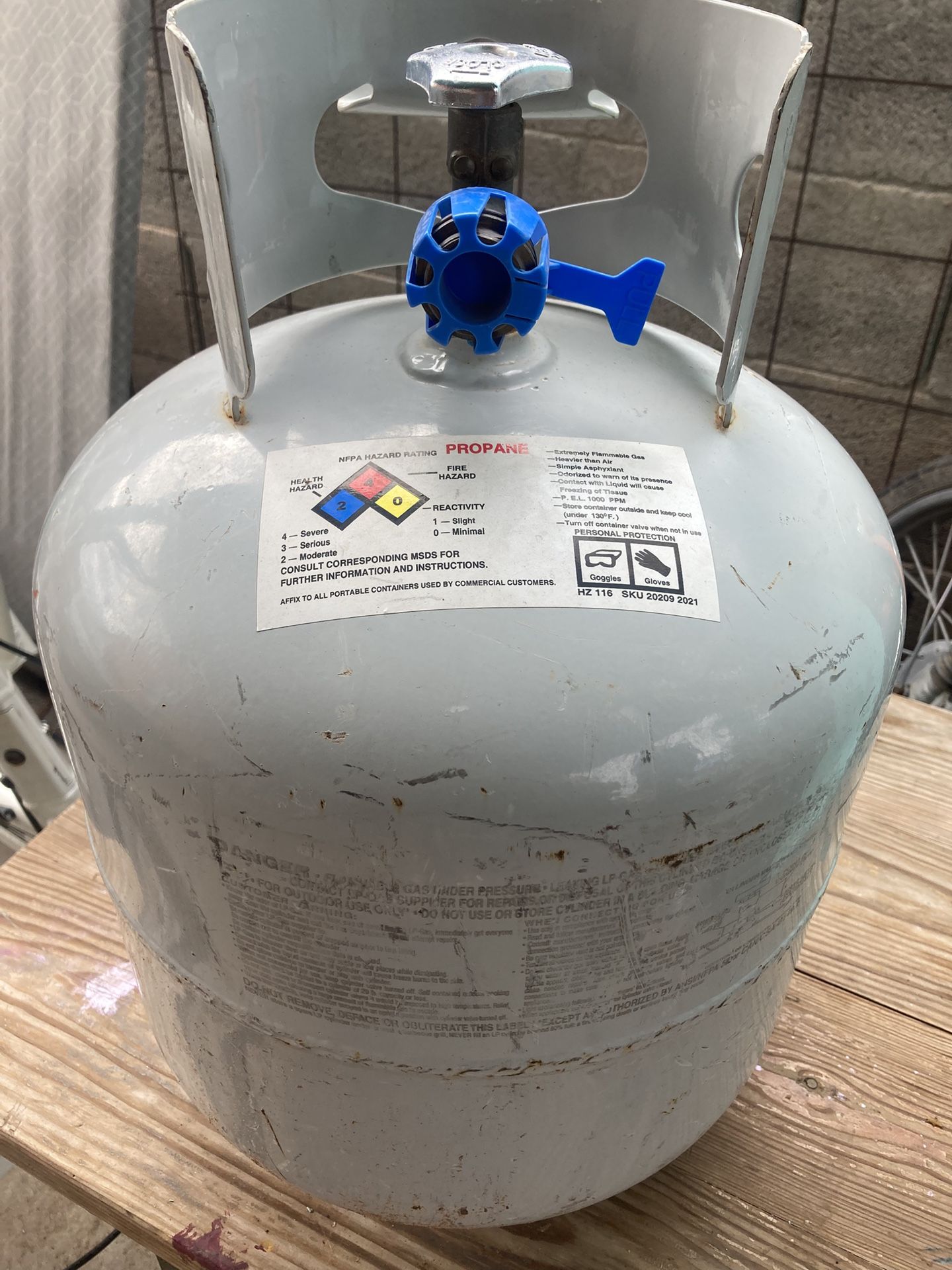 PROPANE 20 lbs FULL TANK $30