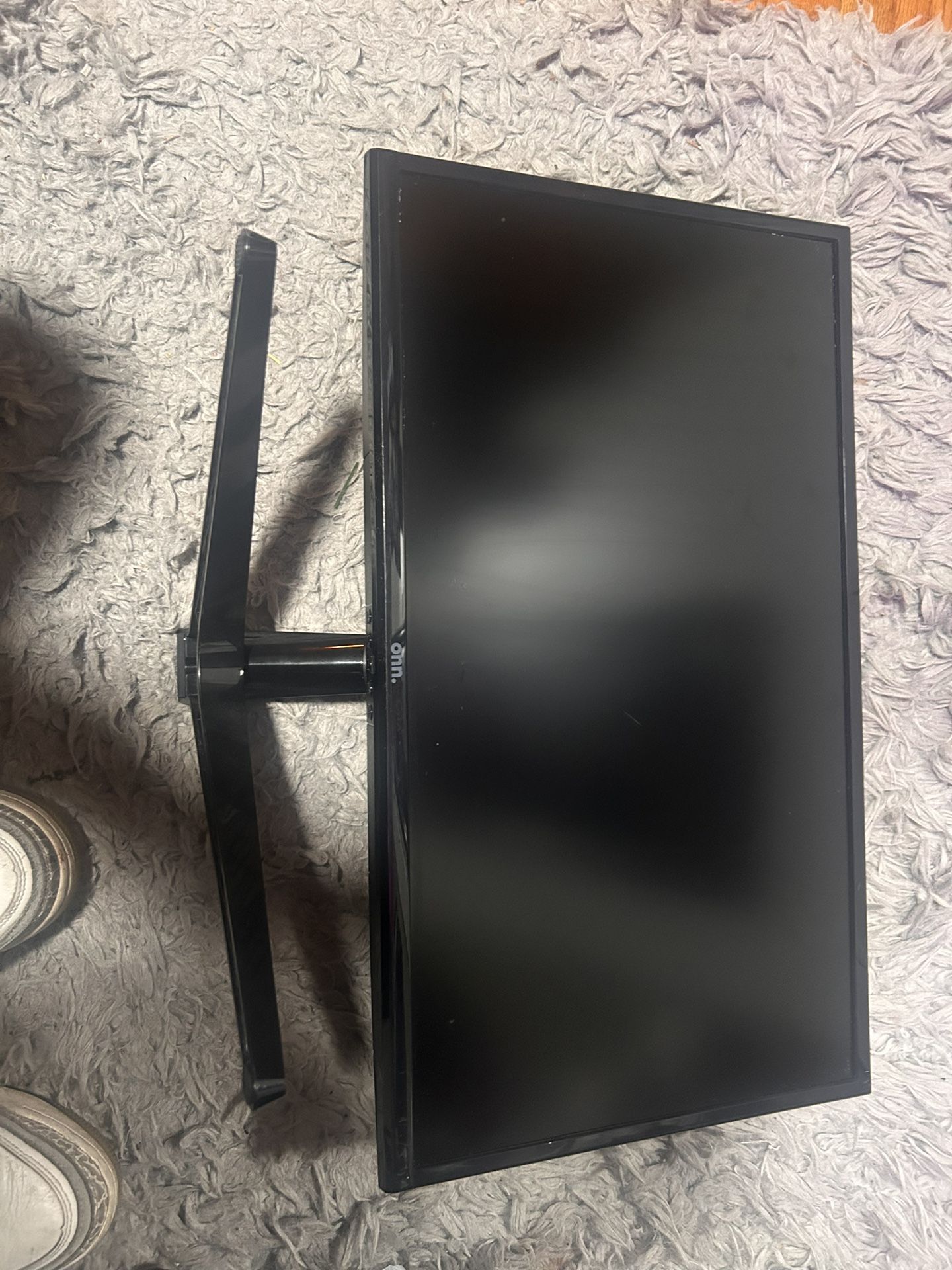 onn. 22" FHD (1920 x 1080p) 60hz Monitor Black