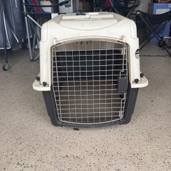 Dog Crate 18” Tall And 23 “ Long  30LB 