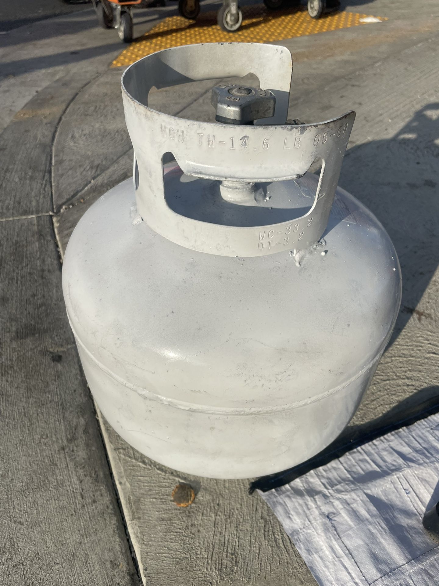Propane Tank 6 Libra/ pounds