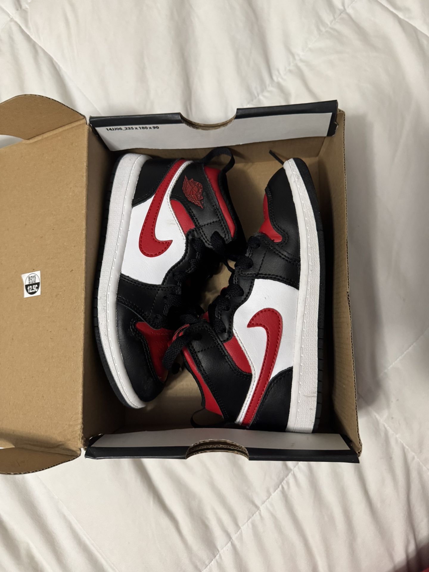 JORDAN 1 MID 12.5