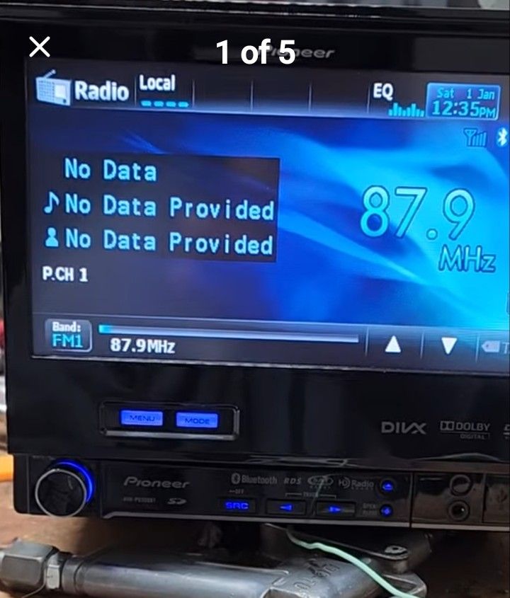 Pioneer AVH-P6300BT
DVD receiver