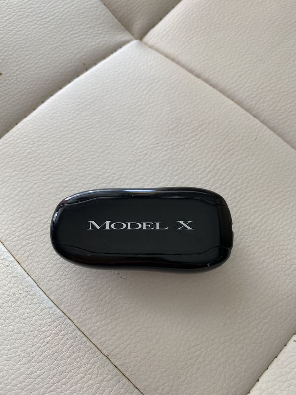 Tesla Key Fob Smartkey Model X for Sale in West Hollywood, CA OfferUp