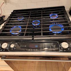 Whirlpool Stove Good Condition 