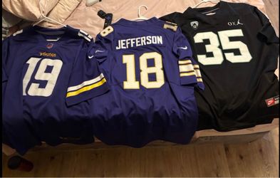 Justin Jefferson jersey and oregons ducks