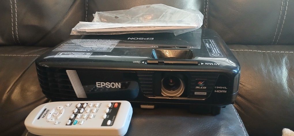 Wifi Projector 740HD 720P