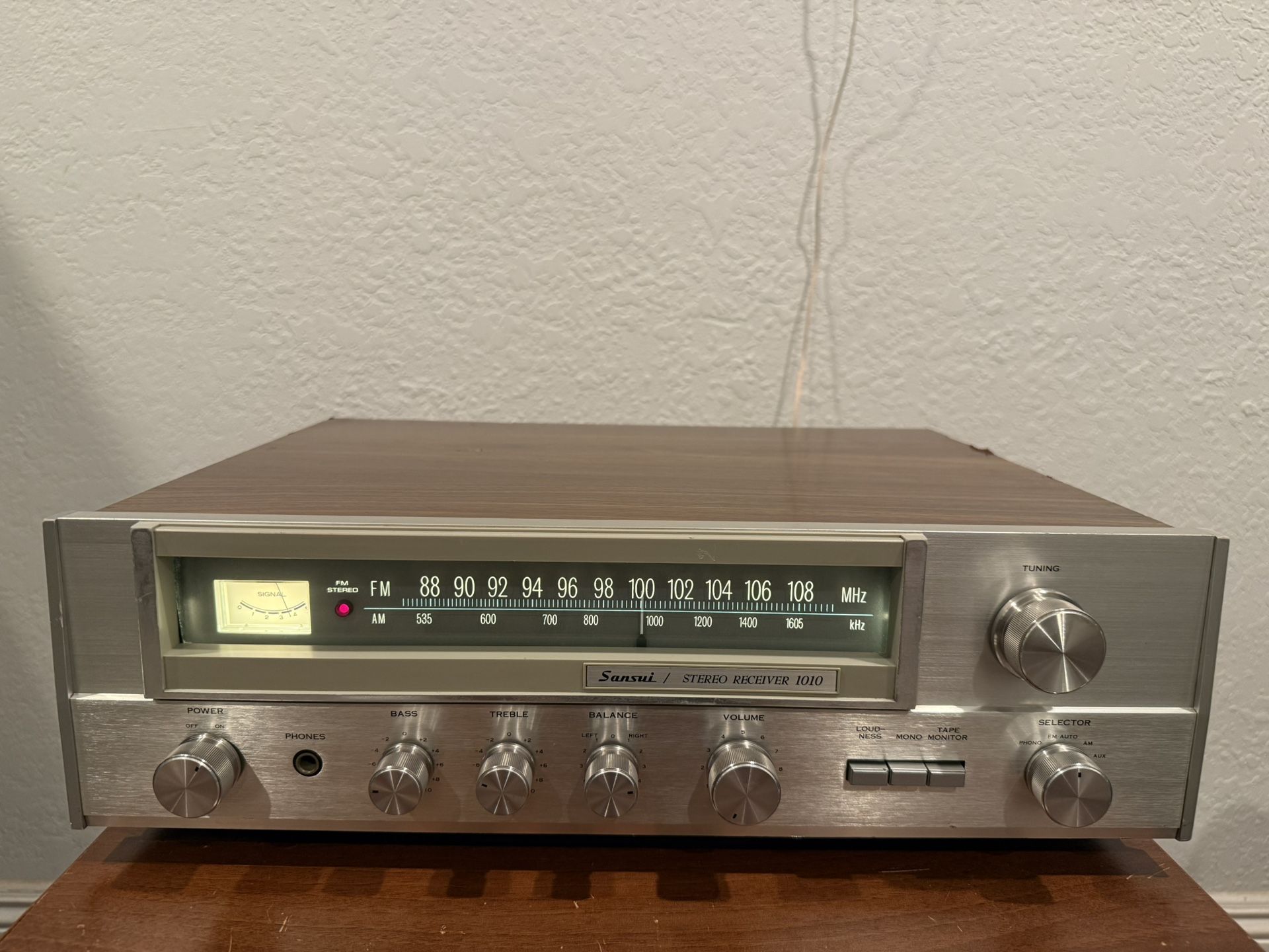 SANSUI 1010 Stereo Receiver Working