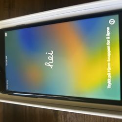 iPhone SE 64GB 2020 Unlocked 