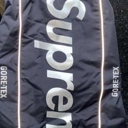 Supreme doggie jacket 