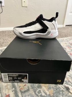 Jordan Luka basketball shoe