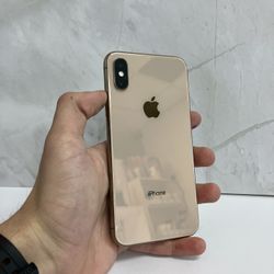 iPhone XS - Unlocked - 256GB
