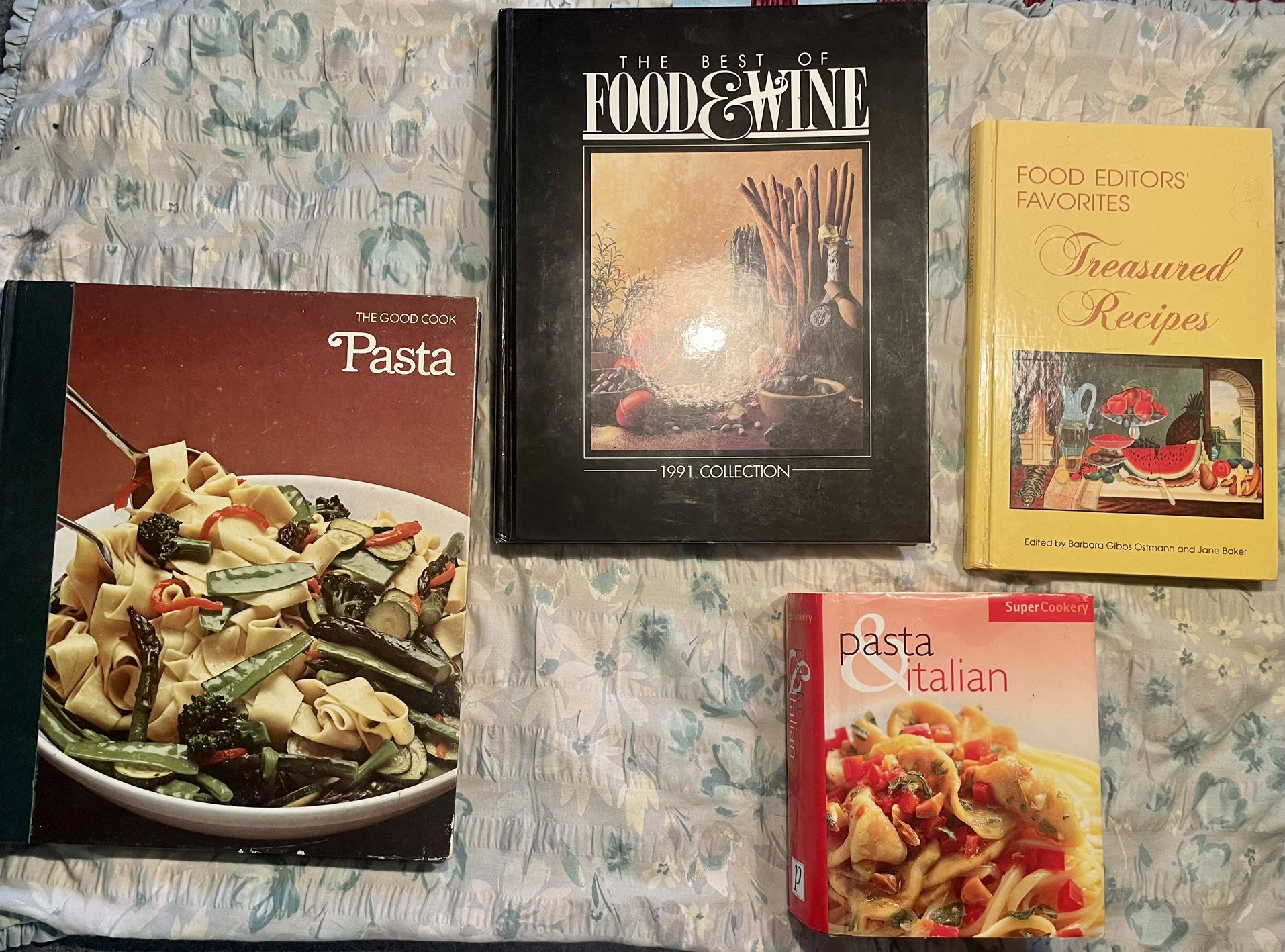 Cookbook bundle (4) (Hardcover) offers ok🙂