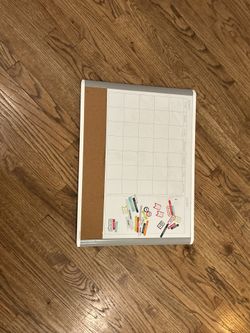 DRY ERASE CALENDAR BOARD