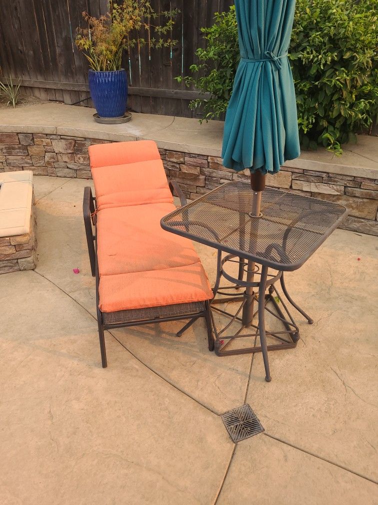 Outside Sitting Chair