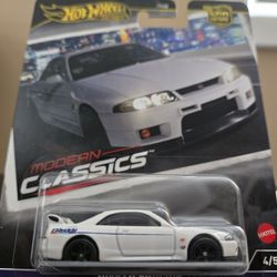 Hot Wheels Nissan Skyline GT-R R33