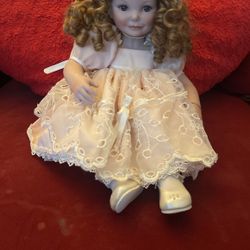 Doll By Marie Osmond  2003