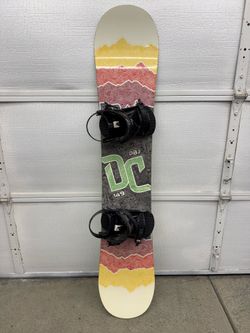 DC Snowboard 149 and Ride bindings