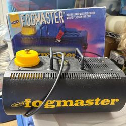 Lite F/X Fogmaster Halloween 700 Watt Fog Machine