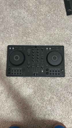 Pioneer DJ DDJ-FLX4 DJ Controller