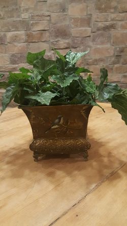 Decorative artificial plant