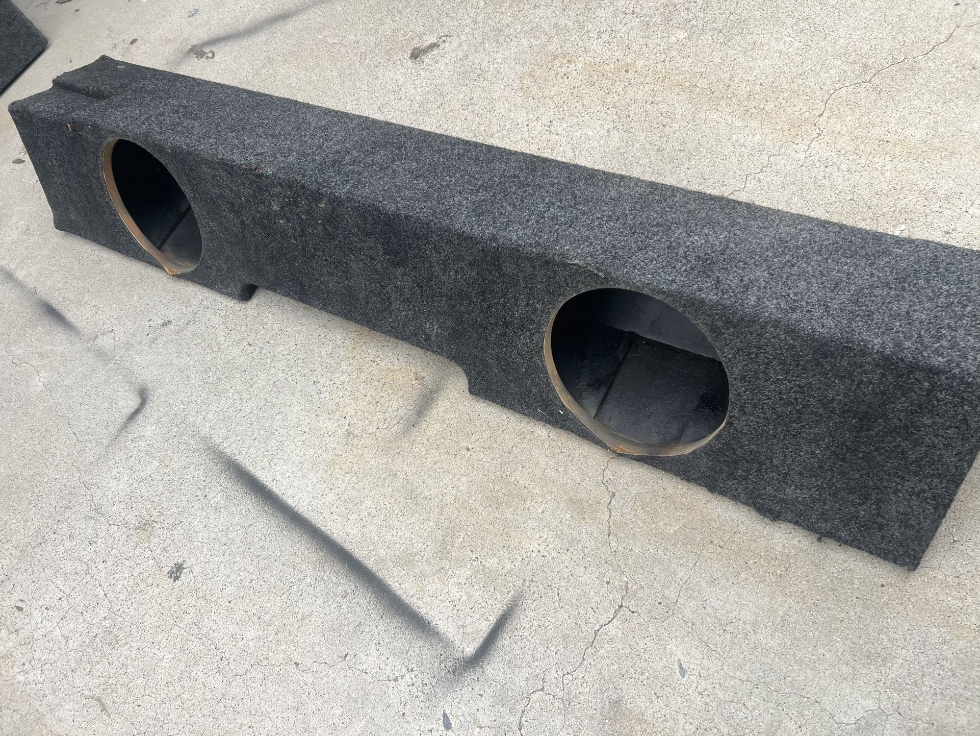 ($100 Firm) Chevy Extended Cab 1988 To 98  2 - 10s Sub Box