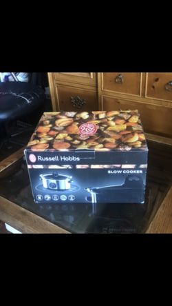 BRAND NEW Russell Hobbs slow cooker