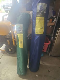 2 compact mesh chairs