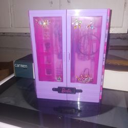 Vintage Pink Barbie Wardrobe