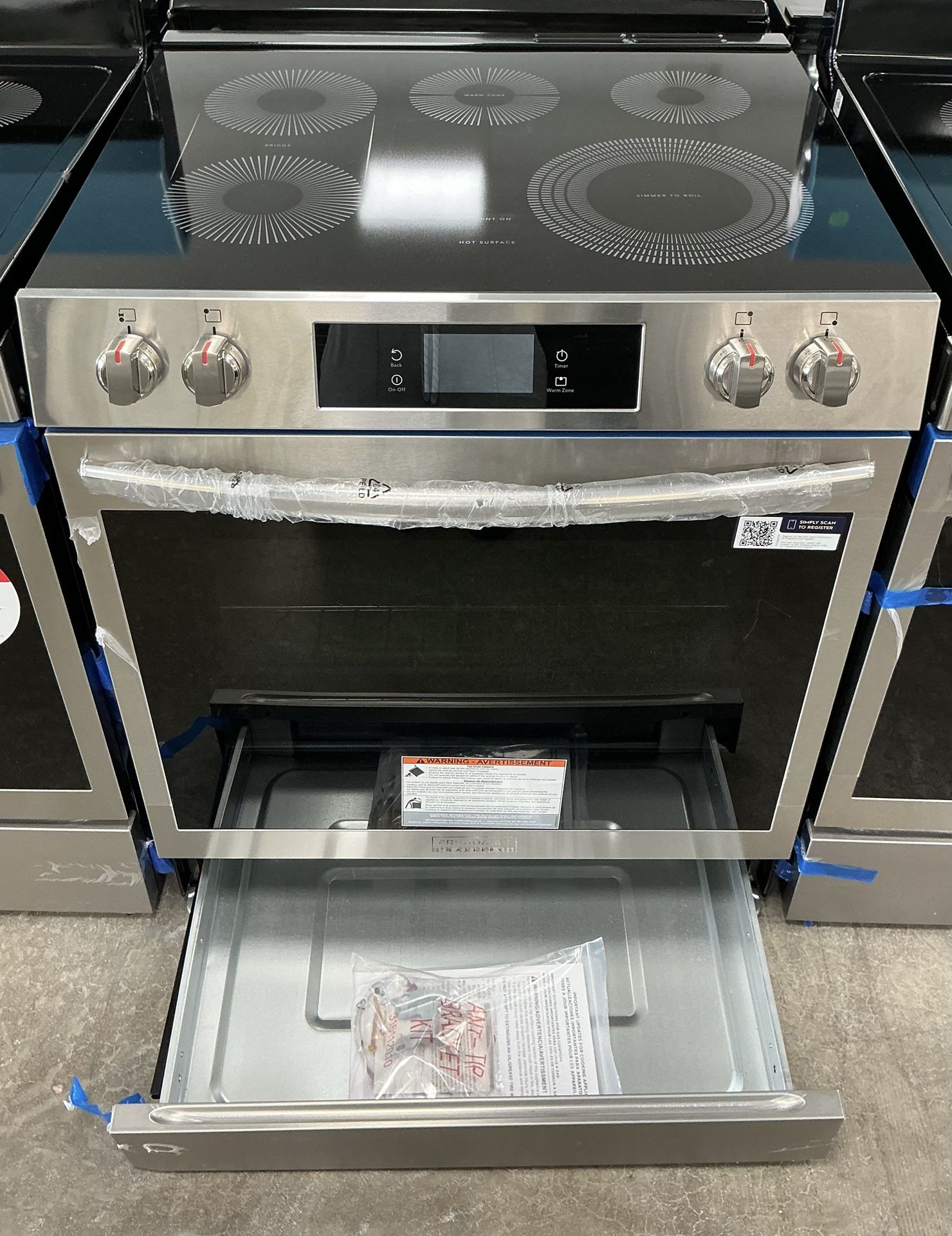 FRIGIDAIRE Gallery 30 inch 6.2 cu. ft. Electric Range $19 Down Payment 