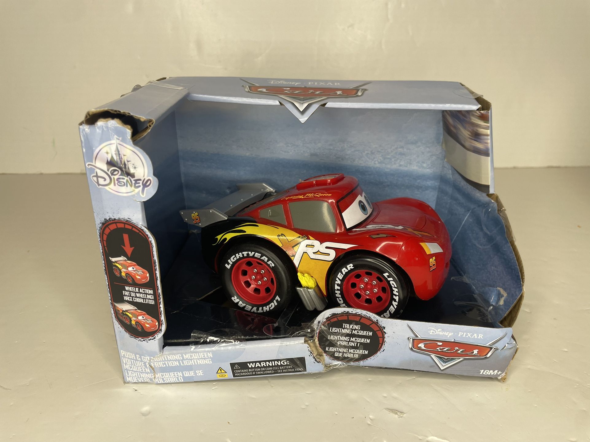 Disney Pixar cars push and go lightning McQueen