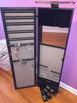 Brand new wall jewelry box