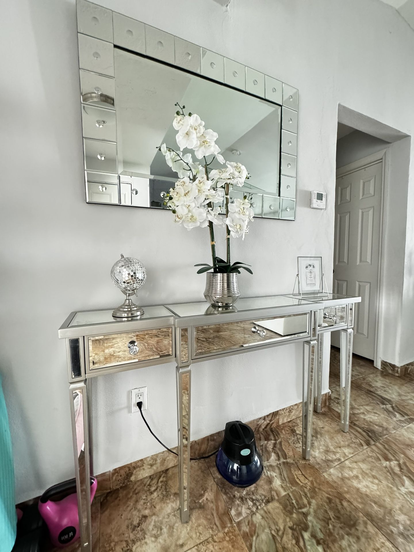 Mirror Table And Wall Mirror 