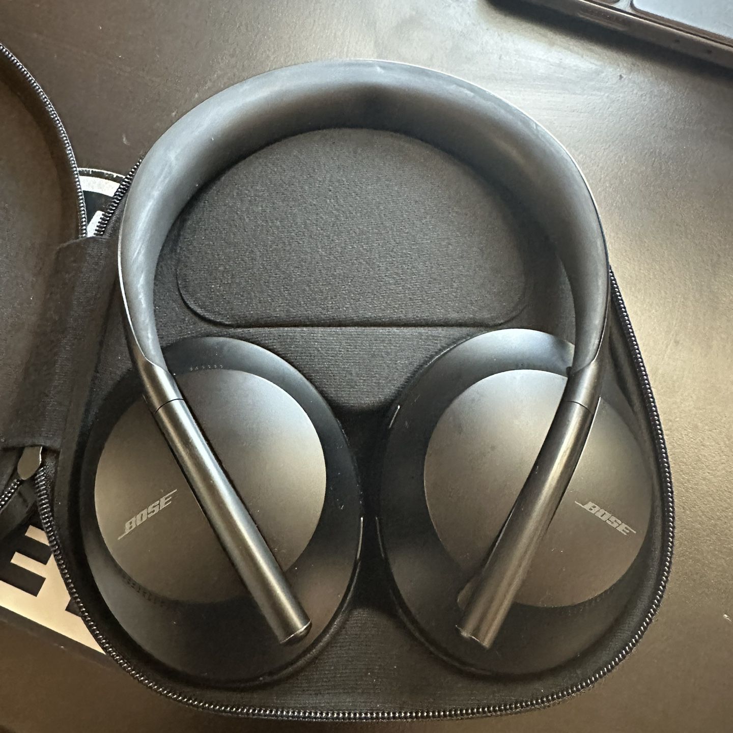 Bose QC700 Noise canceling Headphones 