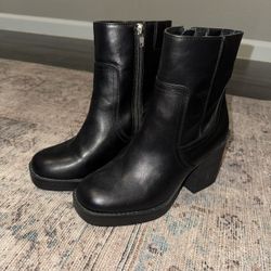 Target Black Boots/booties Size 7