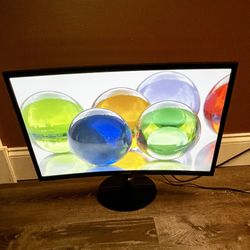 SAMSUNG 24-inch Curved LED FHD 1080p Gaming Monitor (Super Slim Design)