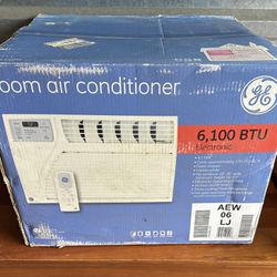 New In Box GE 6100BTU Air Conditioner 